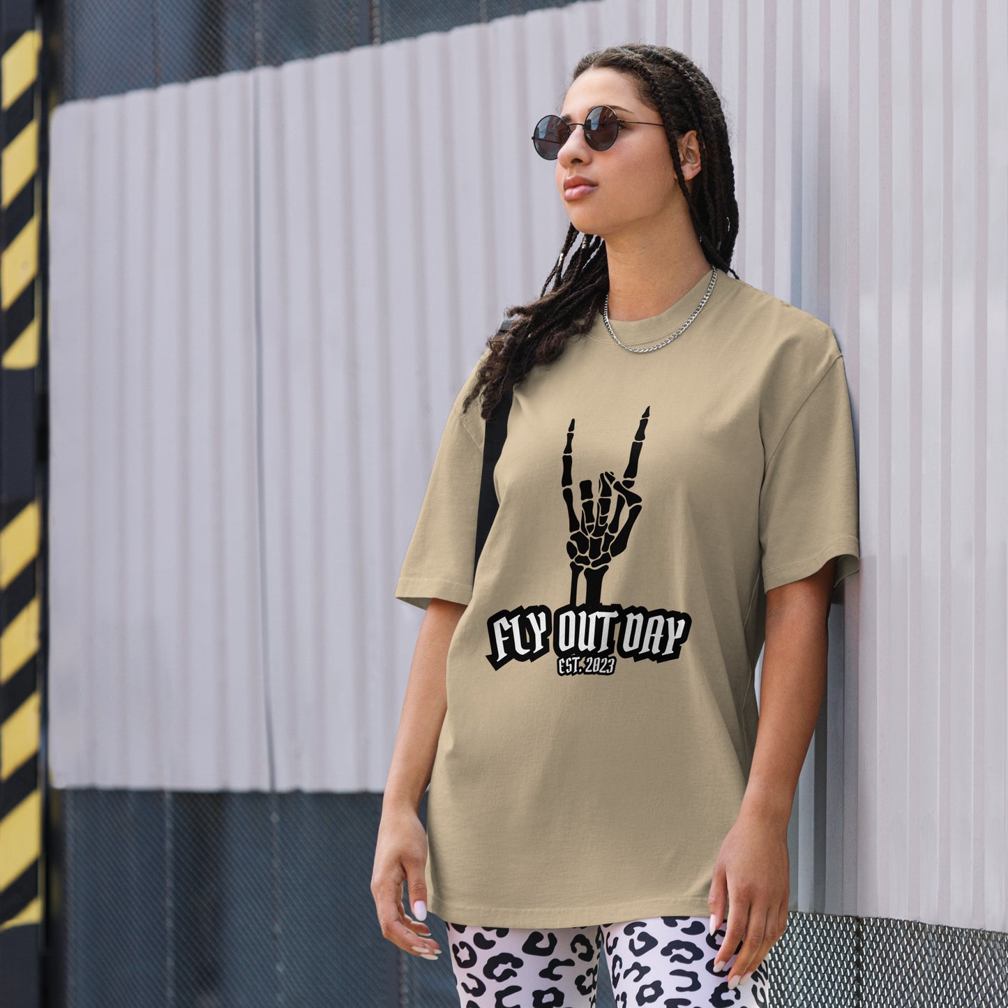 Fly Out Day - Horns Oversized T-Shirt Faded Khaki